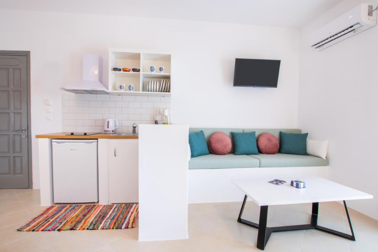 Anemos Guest Apts Karpathos Exterior foto