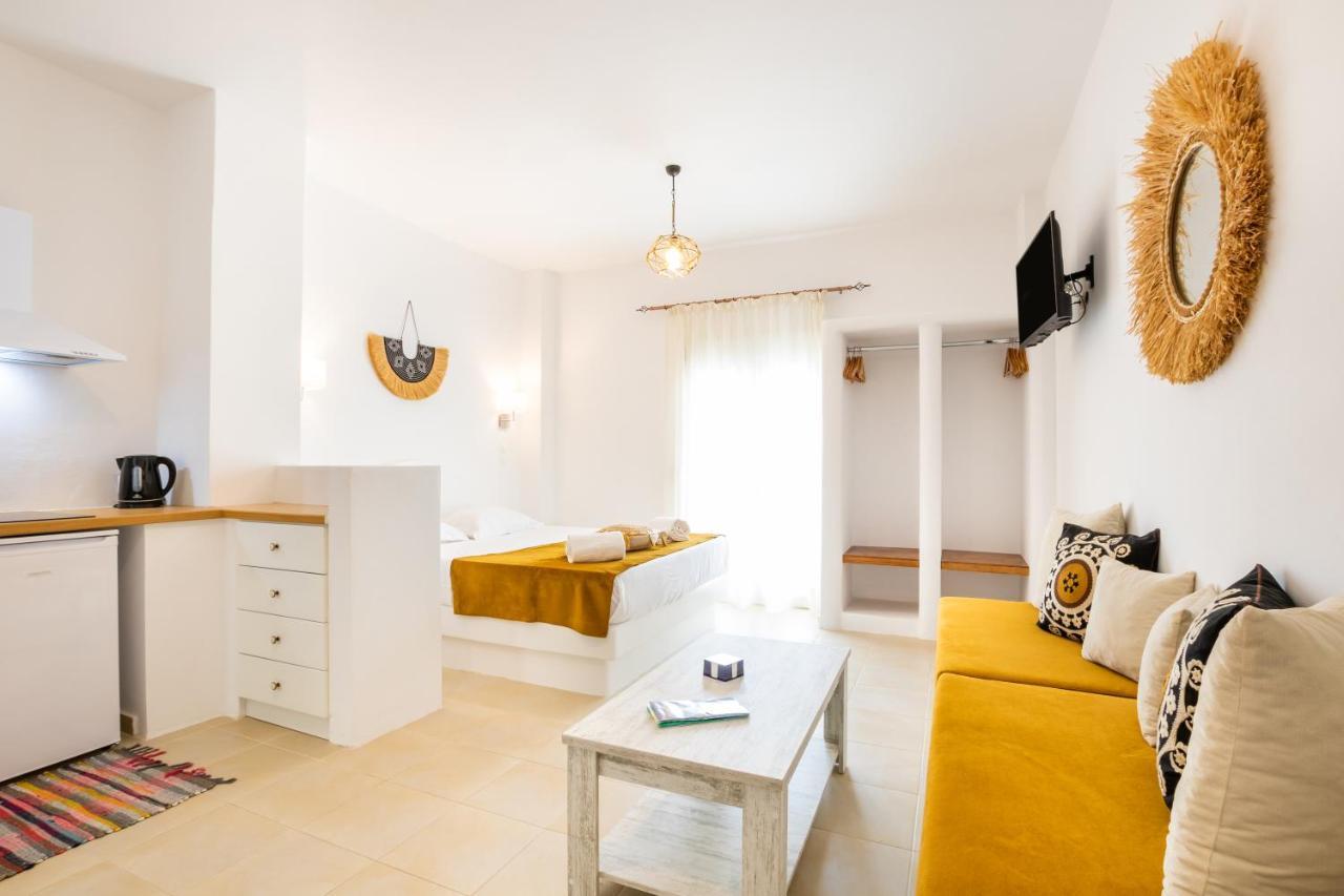Anemos Guest Apts Karpathos Exterior foto